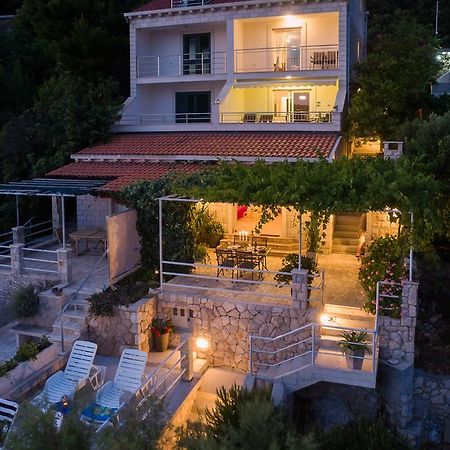 Apartments Ratac Lobrovic With Private Beach And Beautiful Sunset สลาโน ภายนอก รูปภาพ